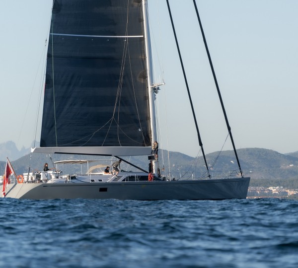 sailing yacht l'hippocampe